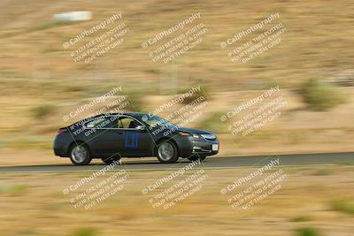 media/Jun-01-2025-CalClub SCCA (Sun) [[eae223c5dd]]/Group 1/Track Event 5/